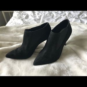 Jones New York Ariana Black Suede Bootie